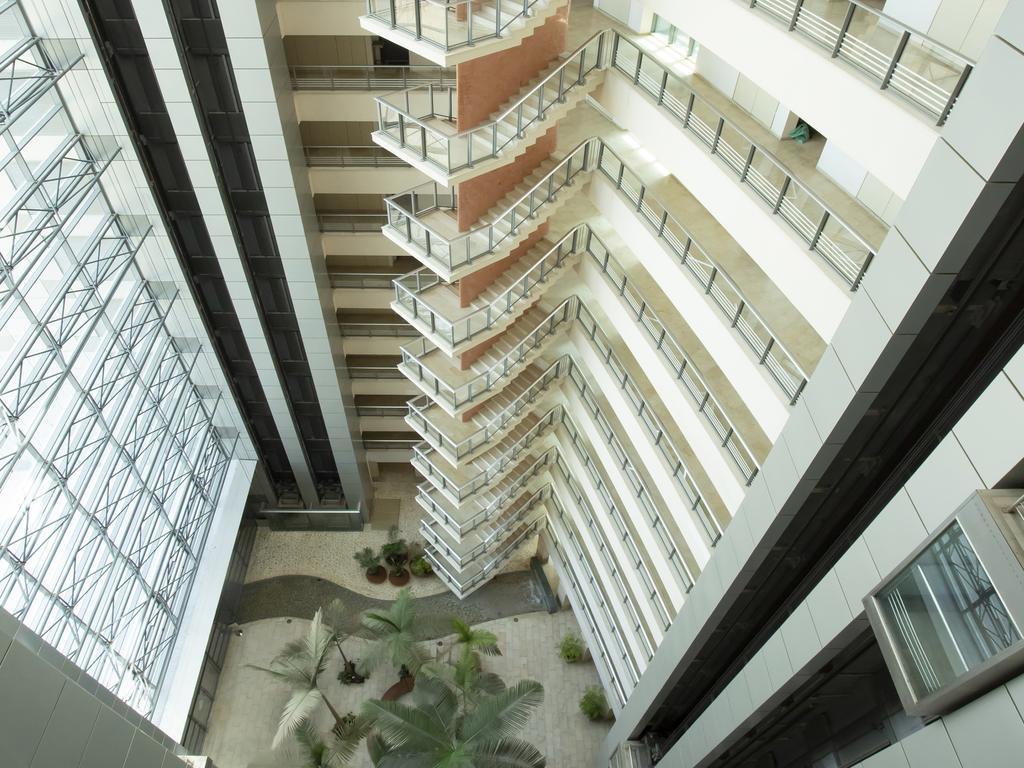 Aparthotel Okeanos On The Beach Herzelia Interieur foto