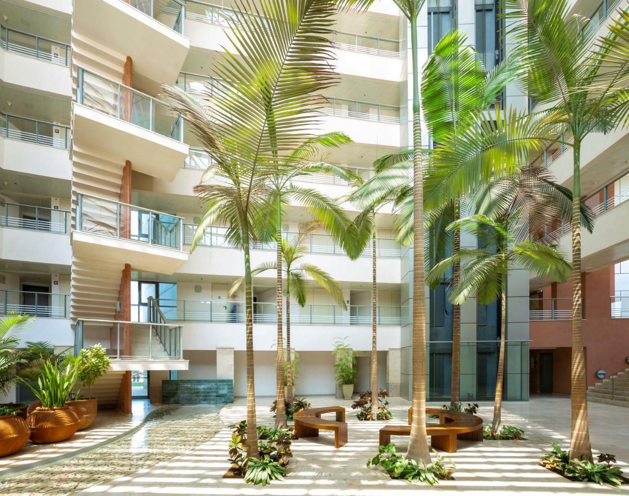 Aparthotel Okeanos On The Beach Herzelia Interieur foto